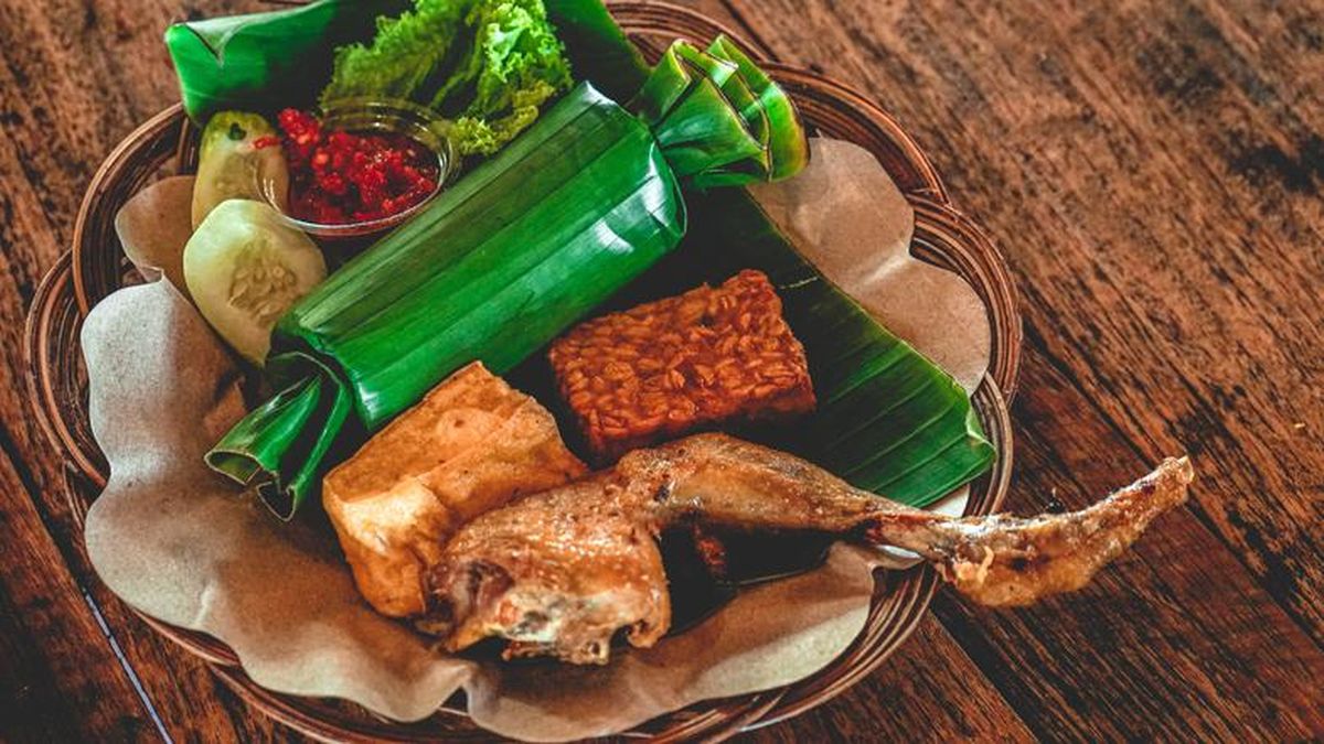 Nasi Timbel Kuliner Tradisional