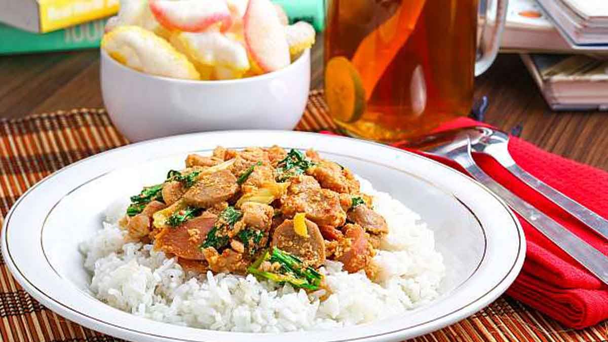 Nasi Gila: Kuliner